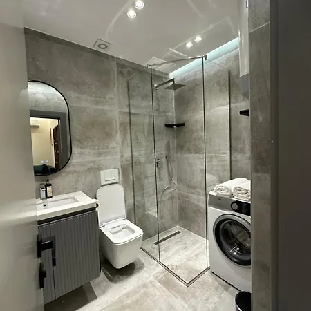Suite Apartment *