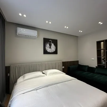 Apartment Suite